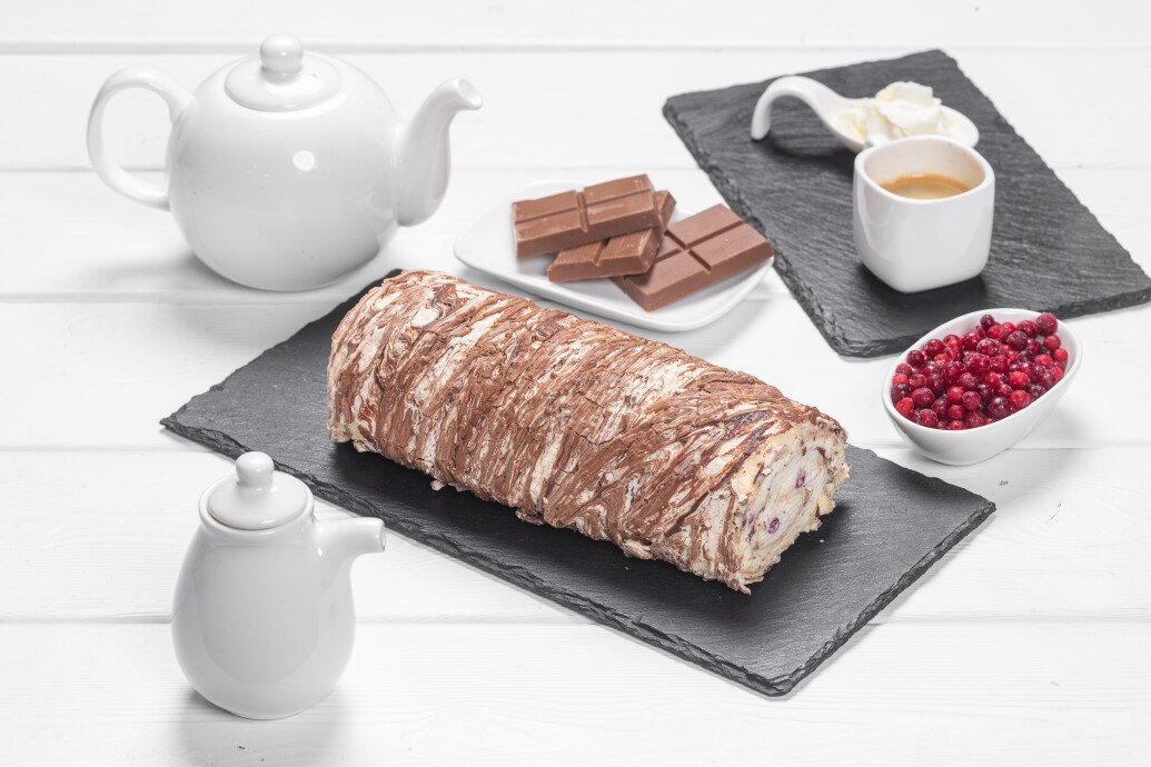 Рулет меренговый