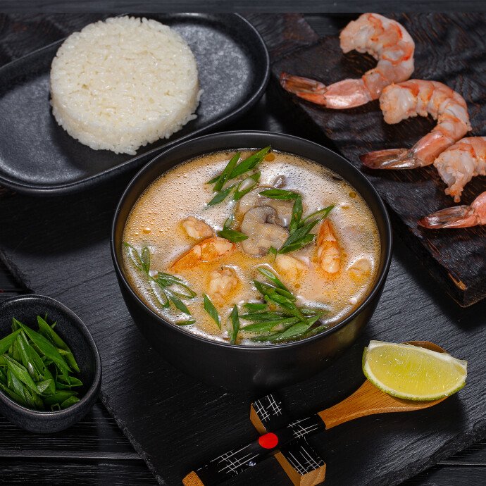 Том Ям Кунг